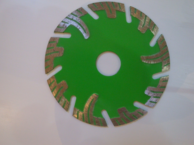 ��ѹ���ʯ��Ƭ