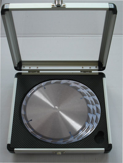 ���׹���